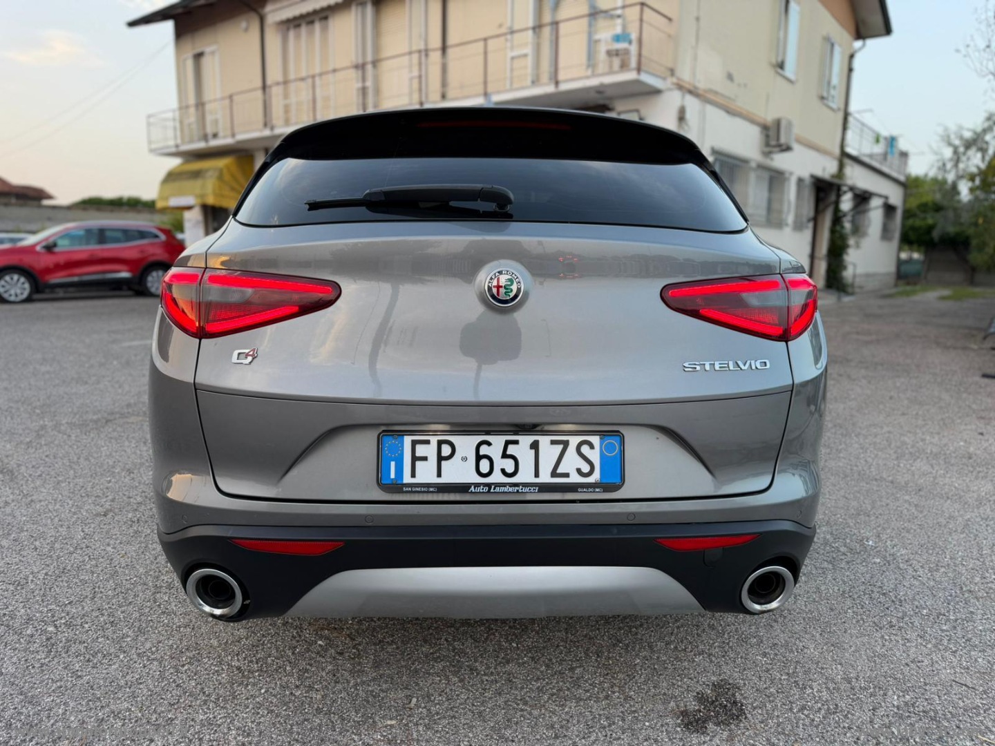 Stelvio 2.2 T.diesel 210 CV Q4 Sp.Ed - immagine 9