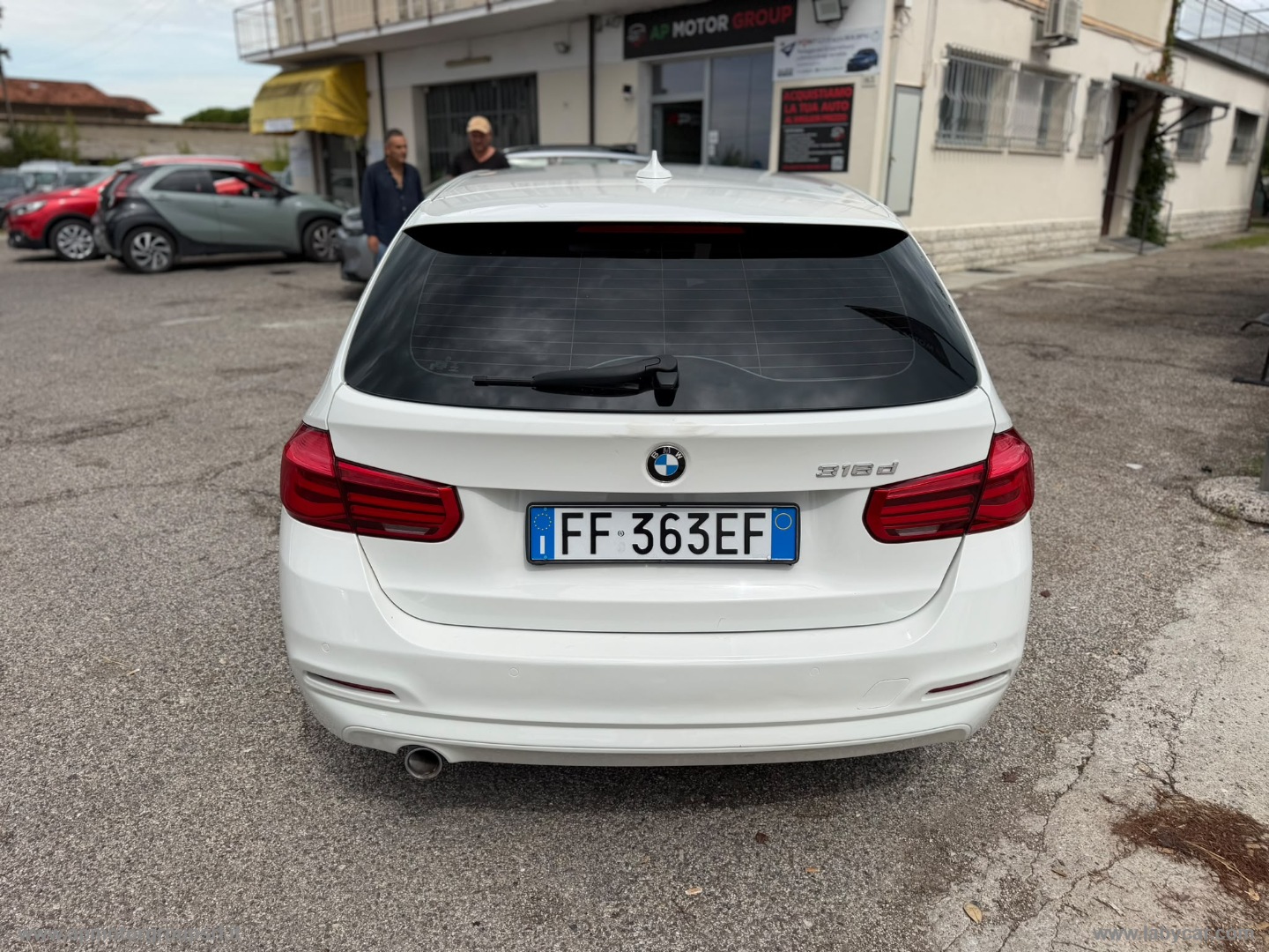 316d Touring Business Advantage aut. - immagine 9