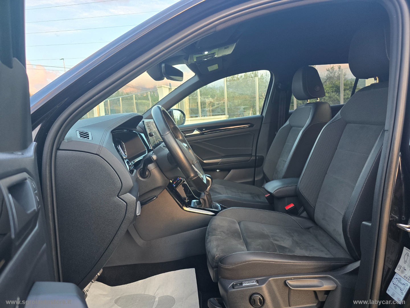 T-Roc 2.0 TDI SCR R-Line - immagine 9