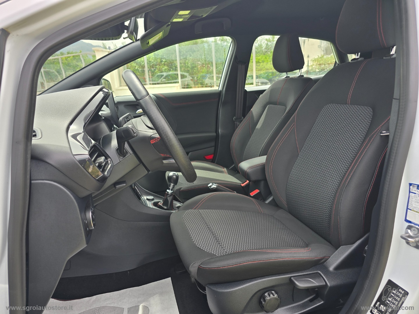 Puma 1.0 EcoBoost Hyb. 125 CV ST-LINE - immagine 9