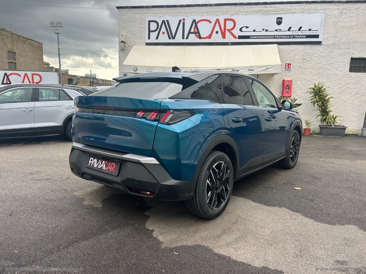 3008 Hybrid 145 e-DCS6 Allure KM/0 - immagine 9