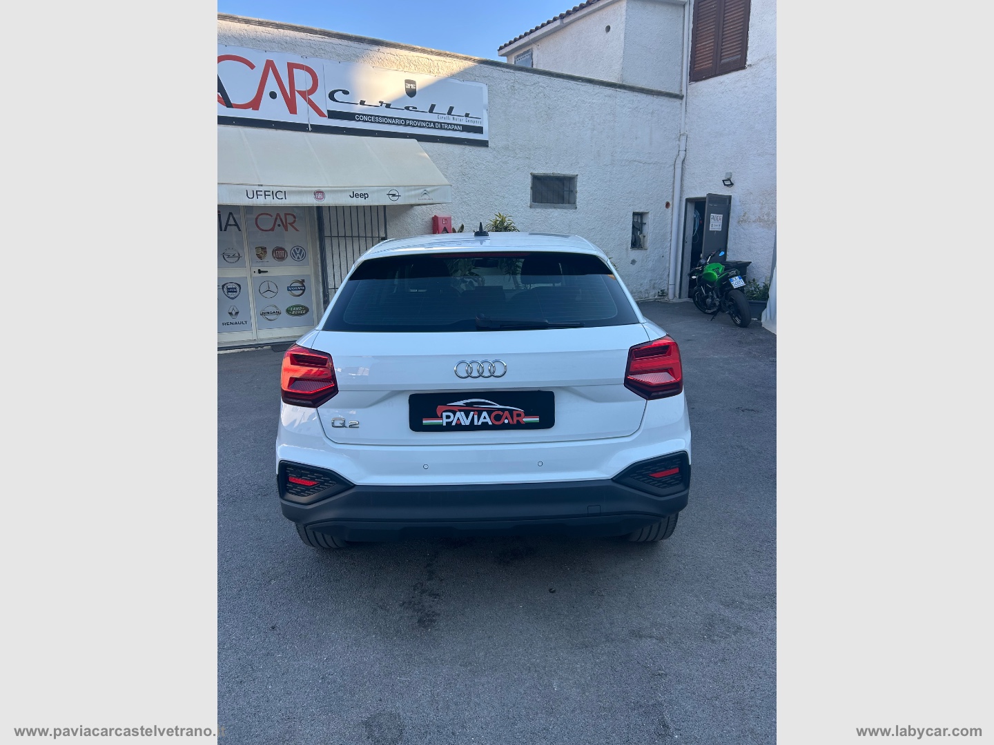 Q2 30 TDI S tronic Identity Black - immagine 9