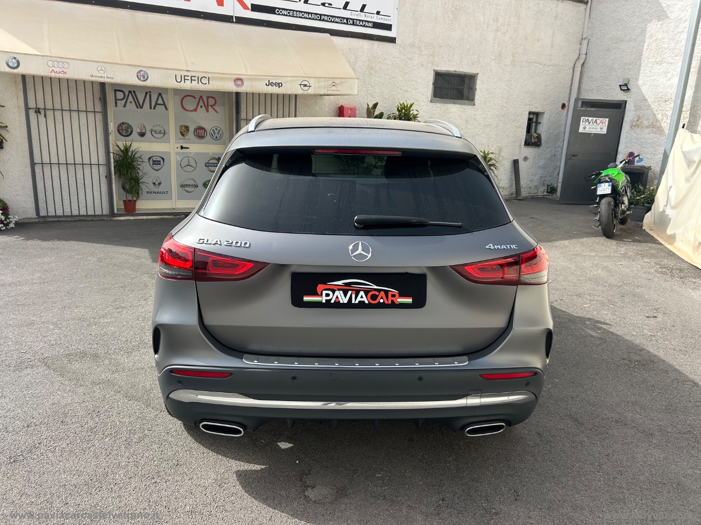 GLA 200 d Automatic 4Matic Premium - immagine 9