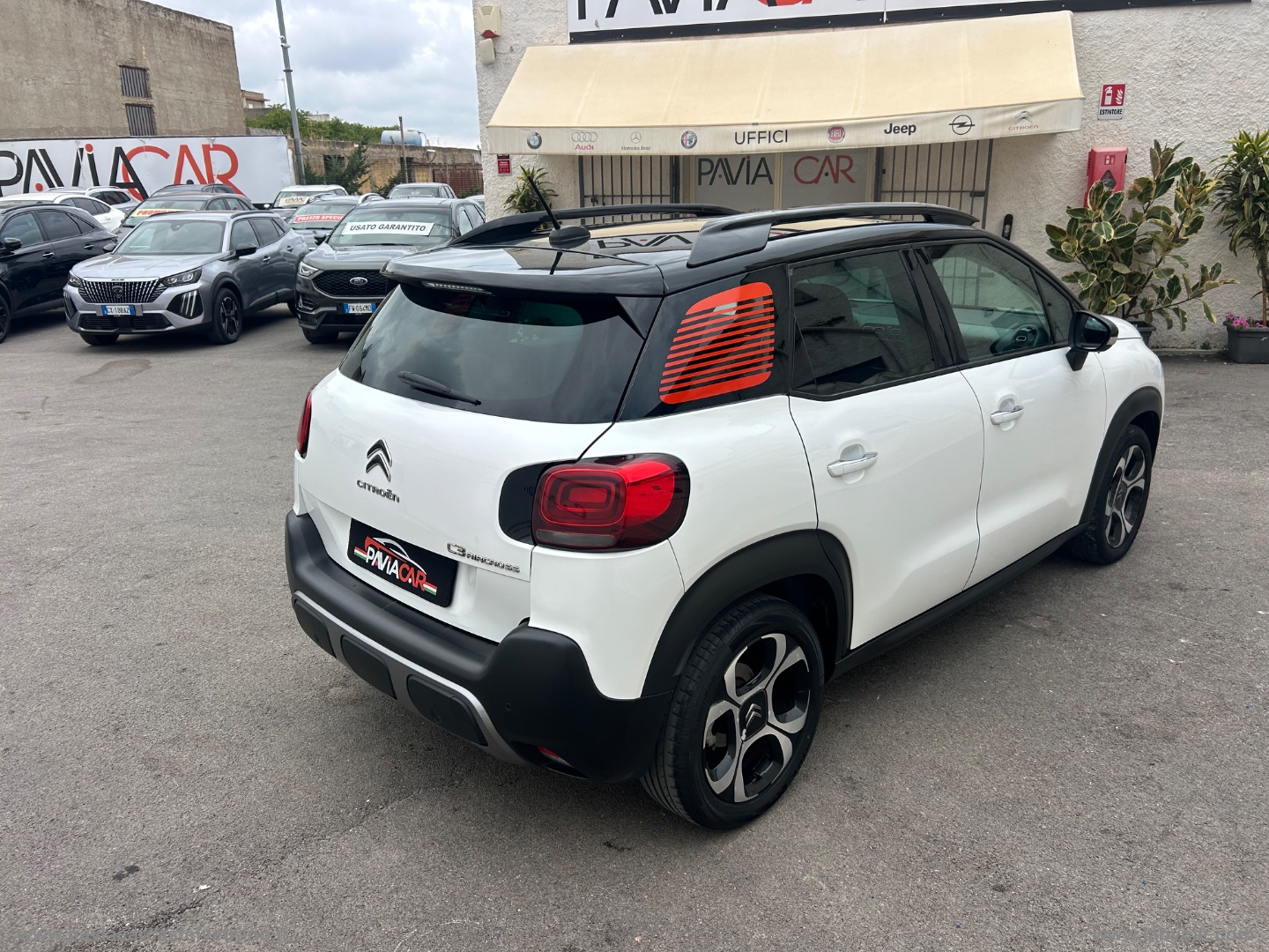 C3 Aircross BlueHDi 100 Shine - immagine 9