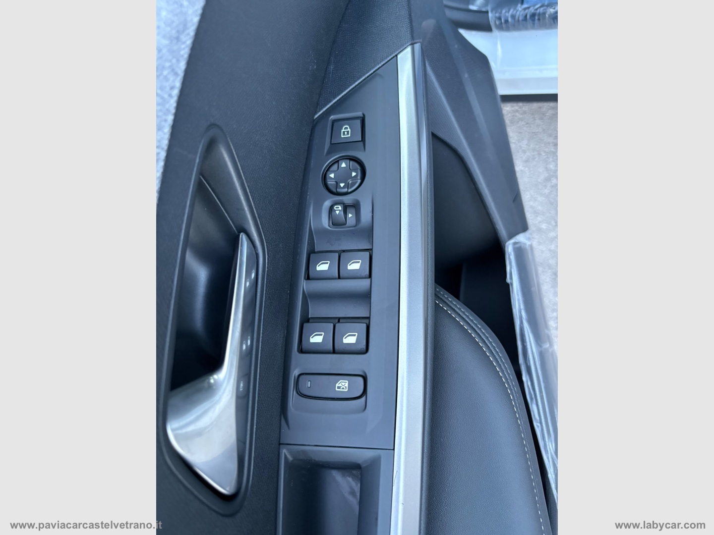 3008 Hybrid 145 e-DCS6 Allure KM/0 - immagine 9