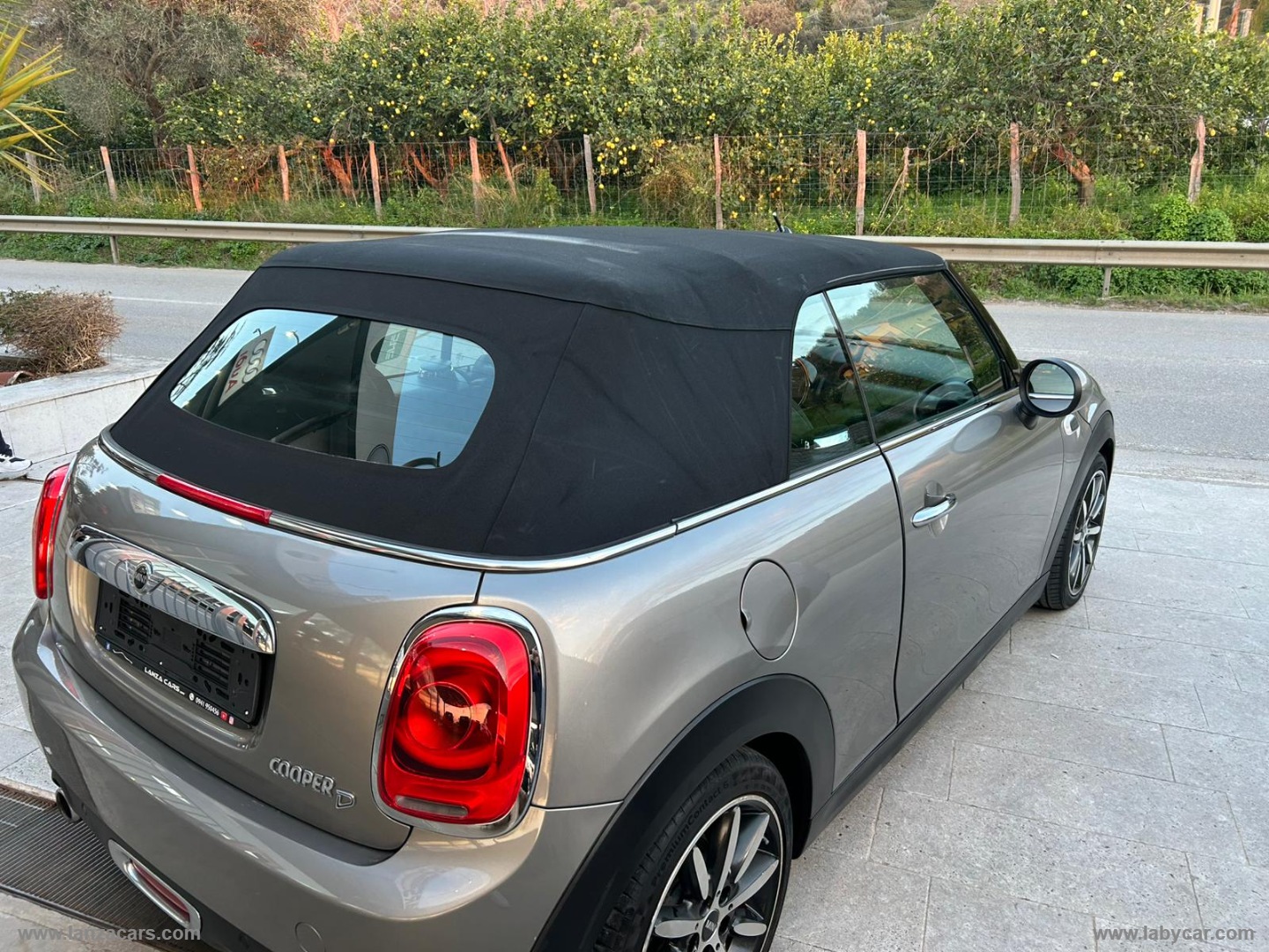 Mini Cooper D Cabrio - immagine 9