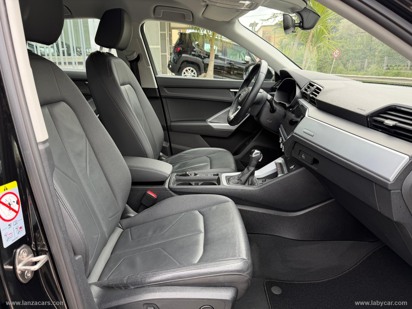 Q3 SPB 35 TDI Business Plus - immagine 9