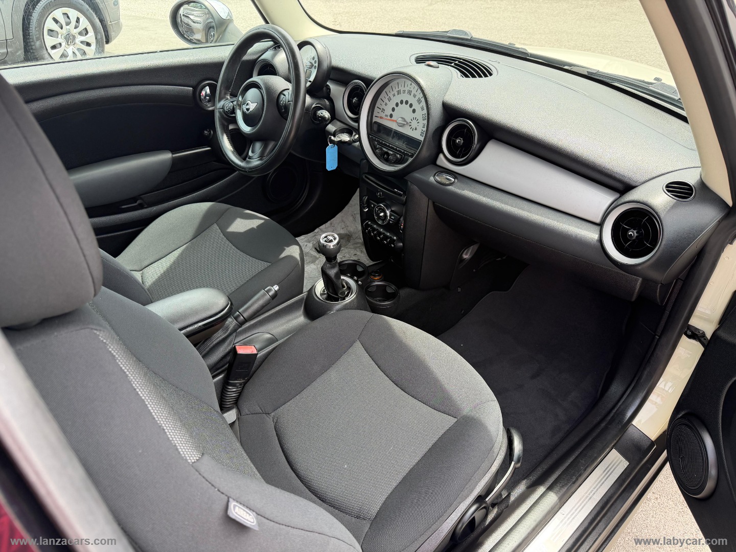 Mini Cooper D - immagine 9