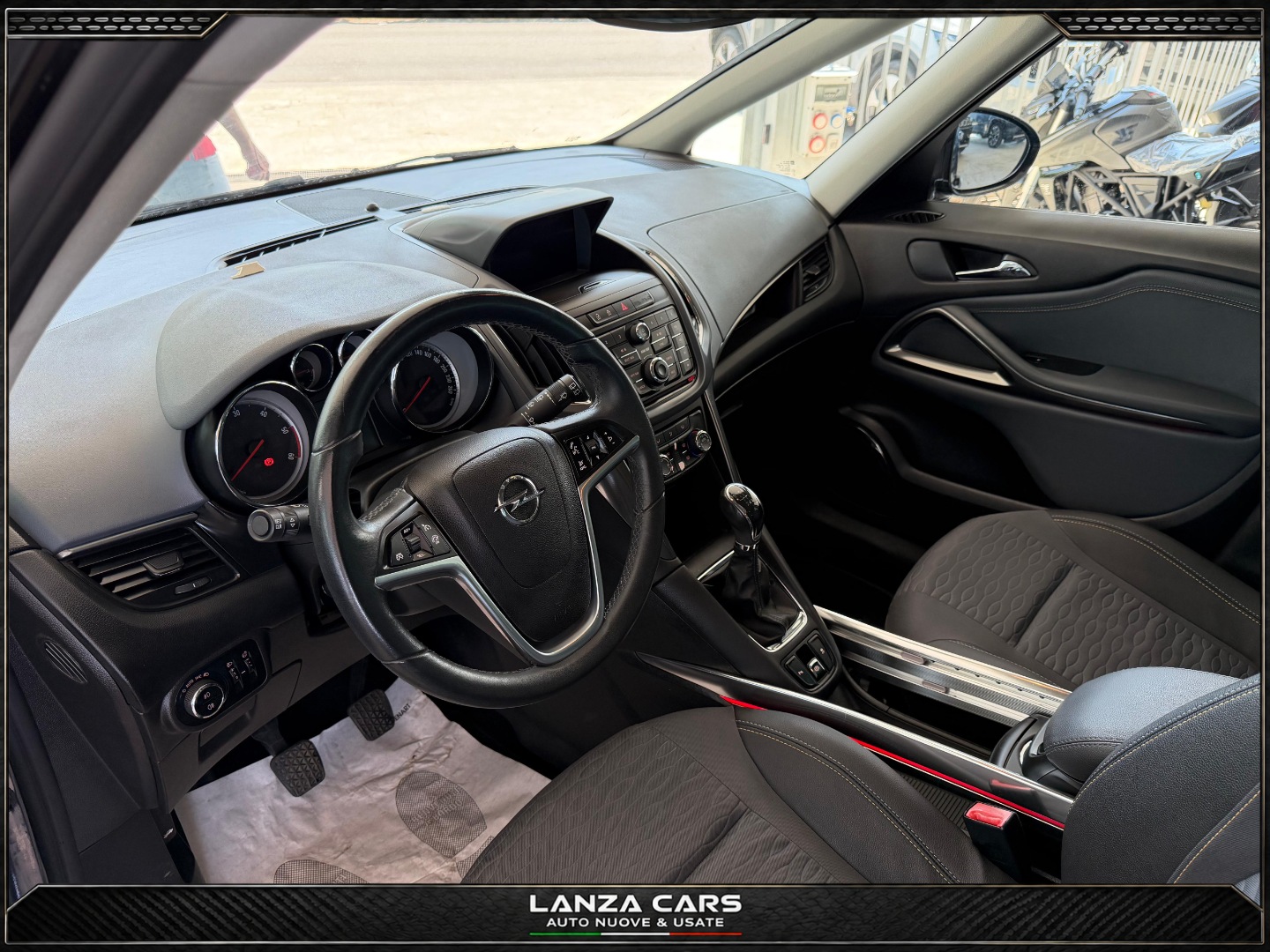 Zafira Tourer 2.0 CDTi 130 CV Cosmo - immagine 9