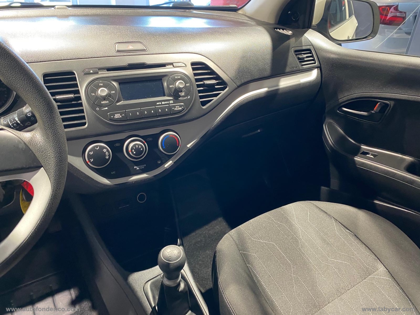 Picanto 1.0 12V 5p. Style - immagine 9