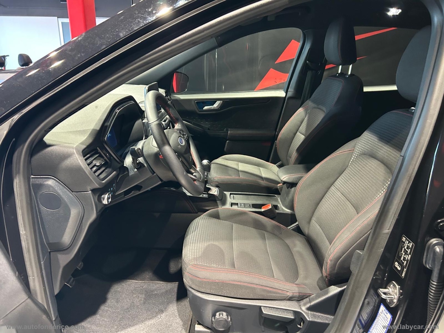 Kuga 1.5 EcoBlue 120 CV 2WD ST-Line - immagine 9