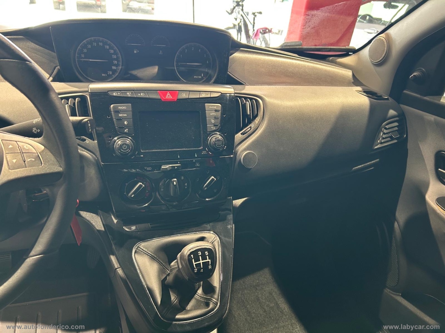 Ypsilon 1.2 69 CV 5p. Gold - immagine 9