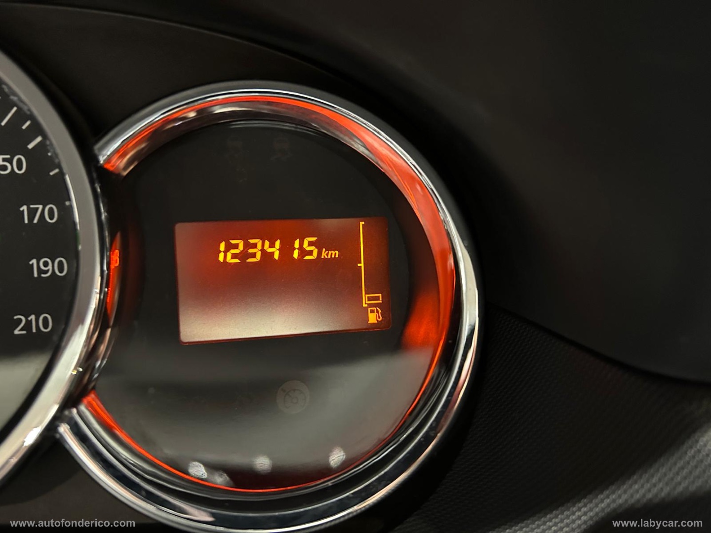 Duster 1.5 dCi 110 CV 4x4 Ambiance - immagine 9