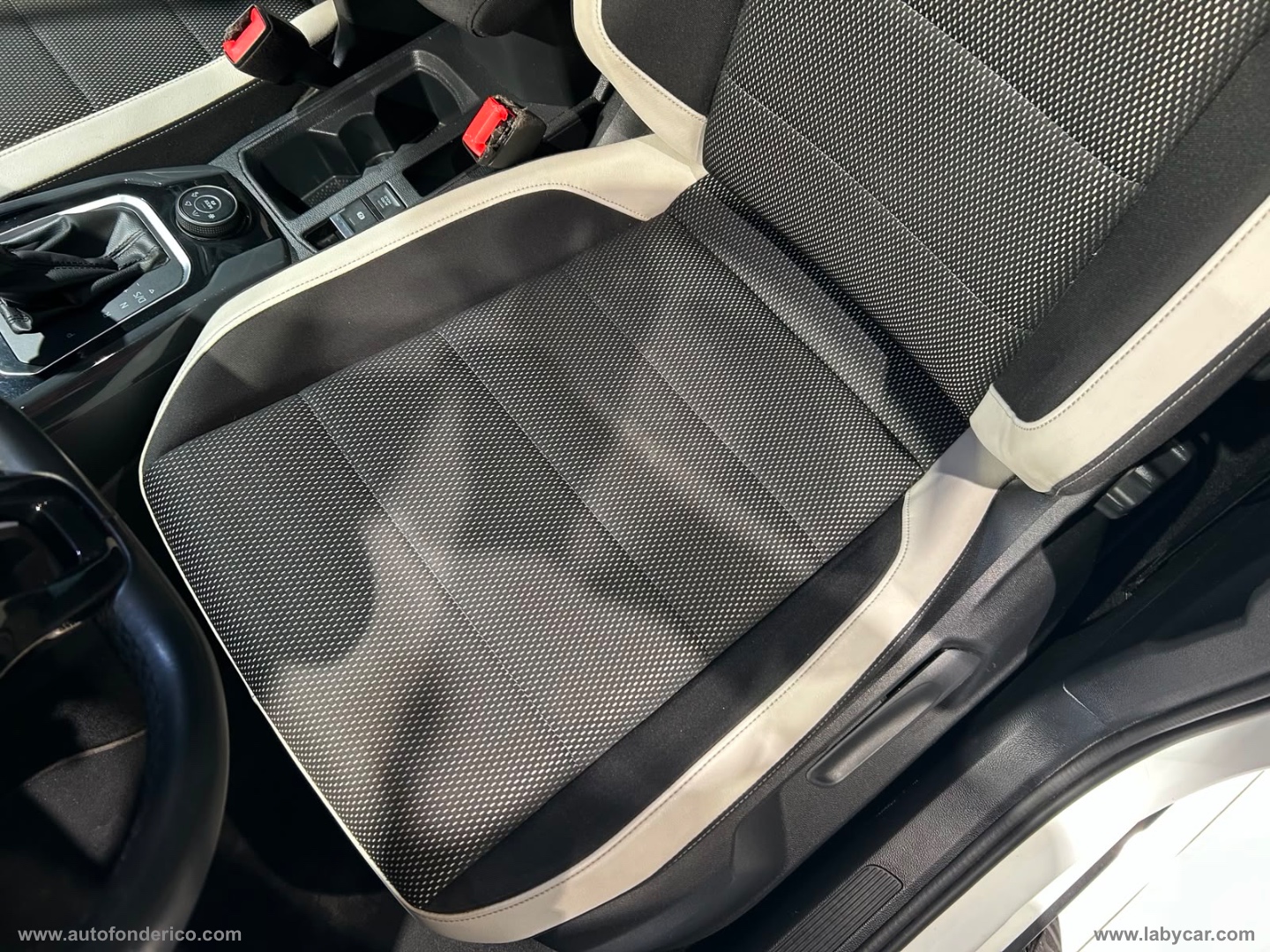 T-Roc 2.0 TDI 150 CV DSG Sport BMT - immagine 9
