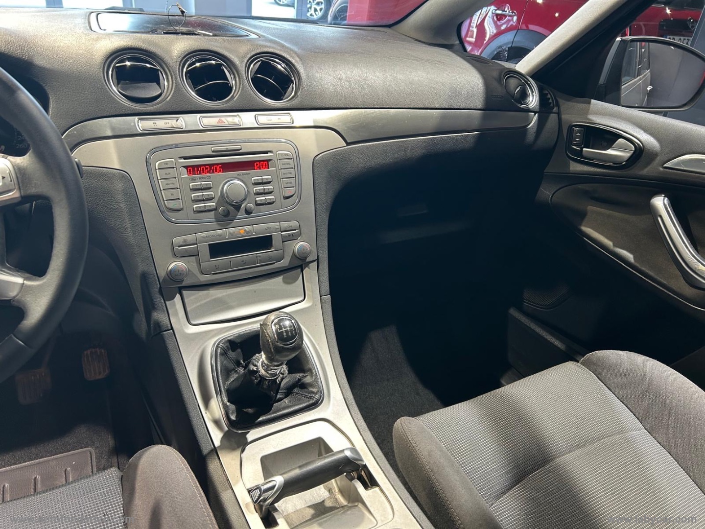 S-Max 1.8 TDCi 125 CV Titanium - immagine 9