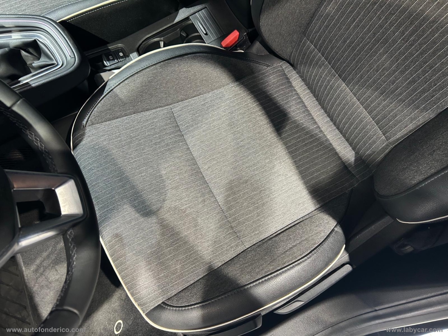 Clio TCe 100 CV GPL Intens - immagine 9