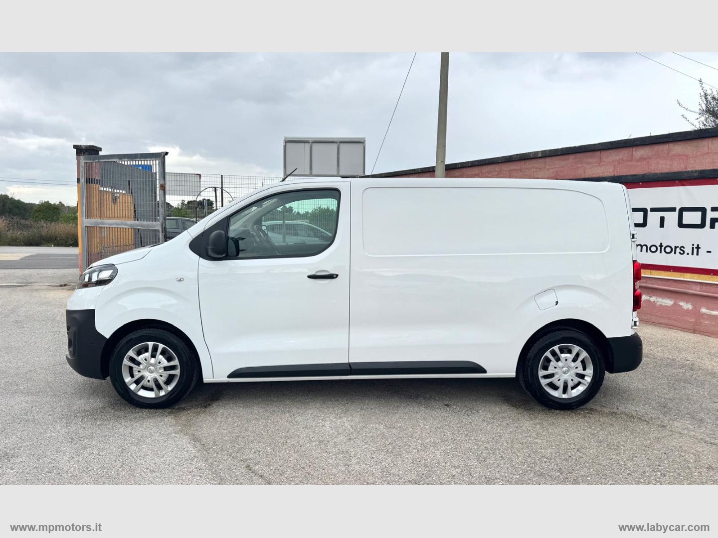 VIVARO ENJOY PM 3 POSTI 1.5D 120CV - immagine 9