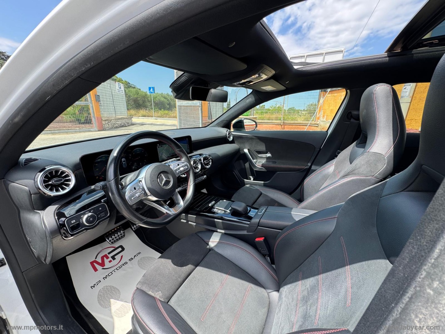 A 200 D PREMIUM AMG LINE AUTOMATICA 2.0 150CV - immagine 9