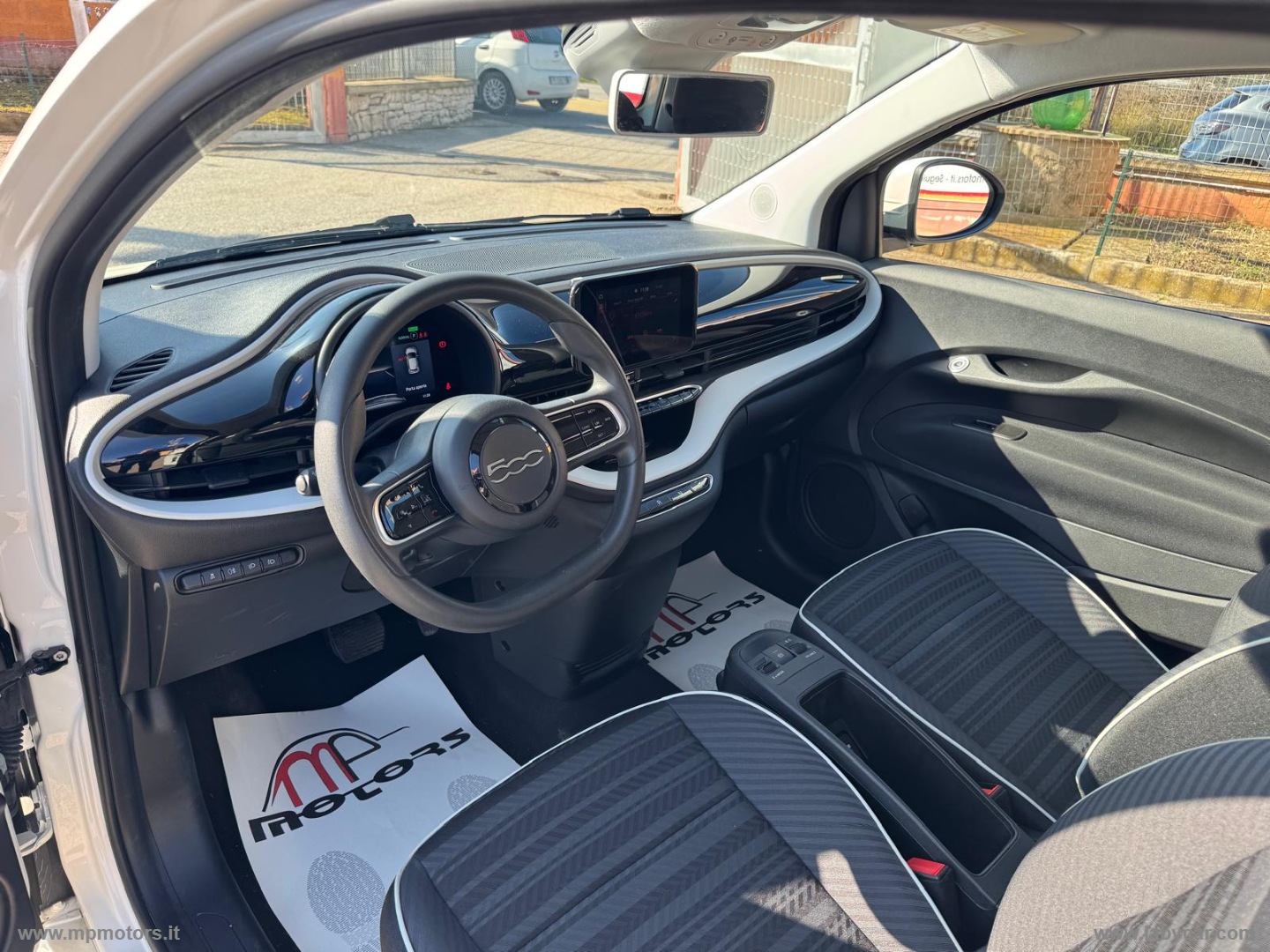 500 ACTION BERLINA 43KW - immagine 9