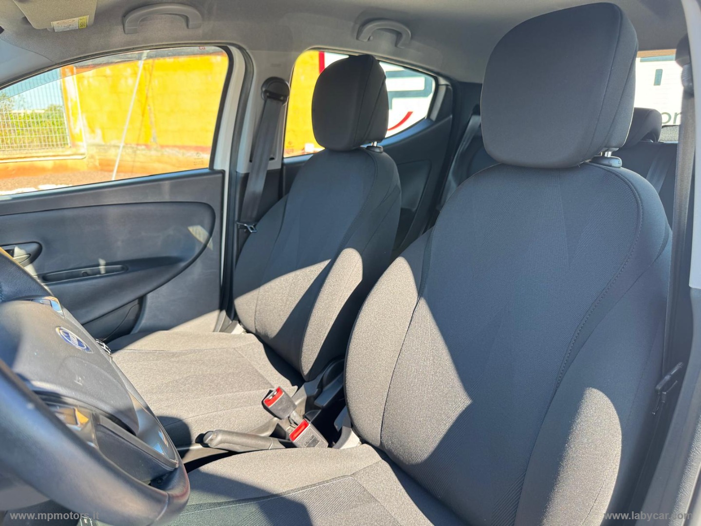 YPSILON GOLD 1.3 MJ 95CV 5p. S&S - immagine 9