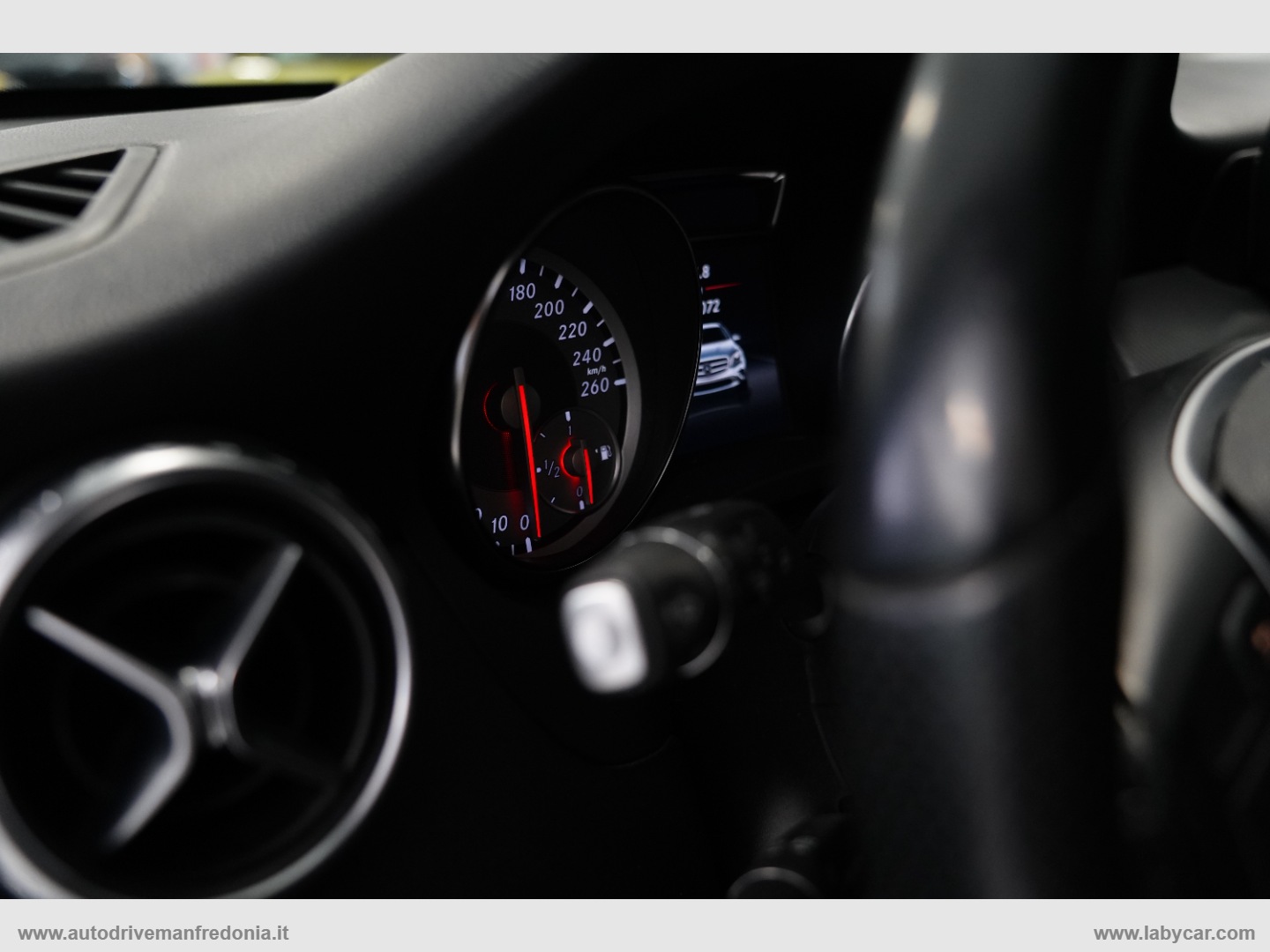 GLA 220 CDI Automatic Executive - immagine 9