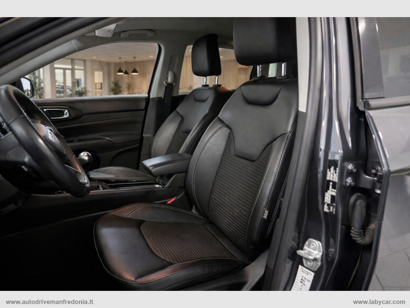 Compass 1.6 Mjt II 2WD Limited - immagine 9