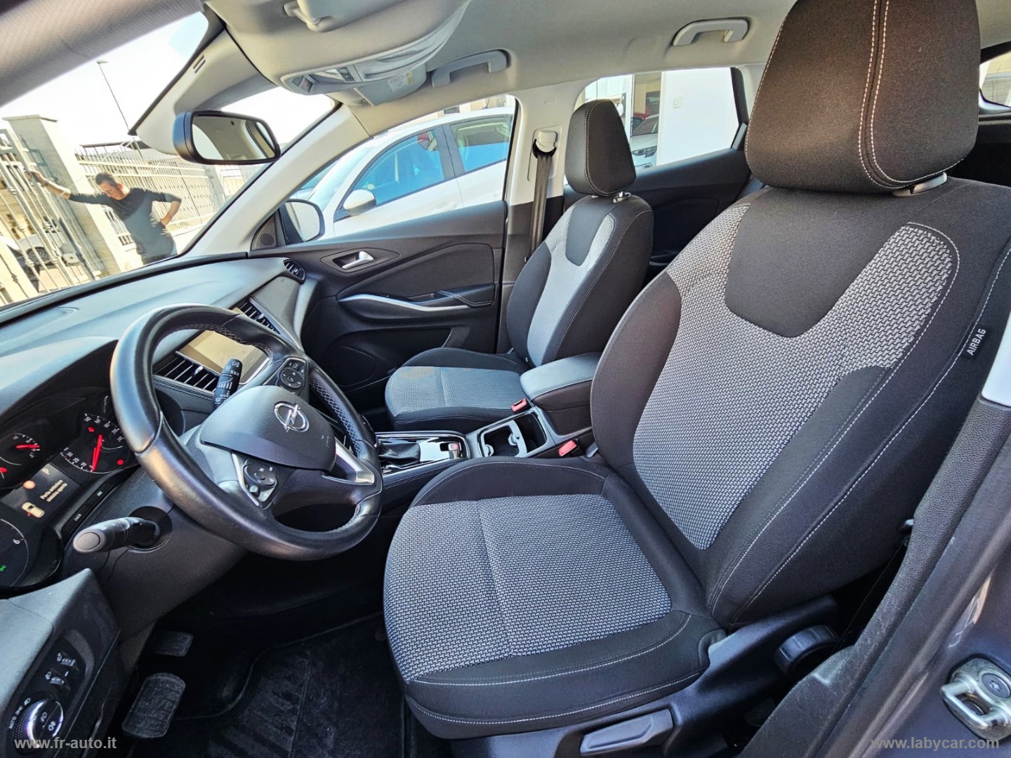 Grandland X 1.5 D Ecotec S&S aut. Ult. - immagine 9