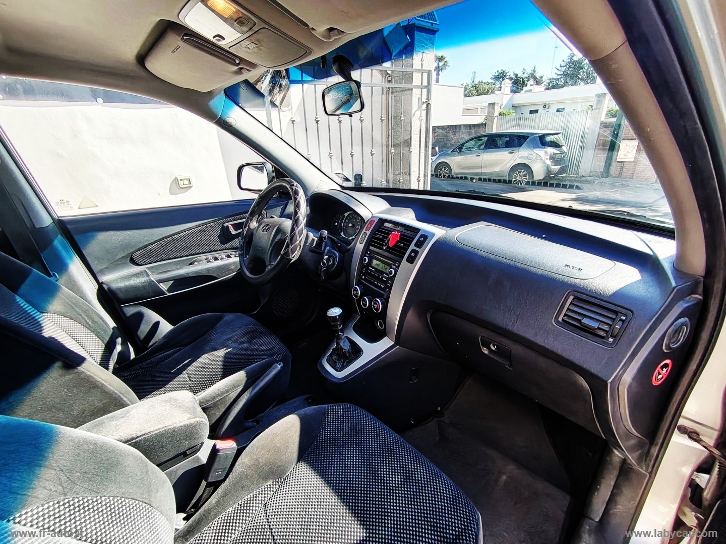 Tucson 2.0 CRDi VGT Active - immagine 9