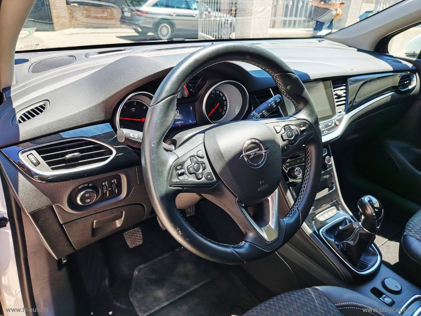 Astra 1.6 CDTi 110 CV S&S 5p. Innovation - immagine 9