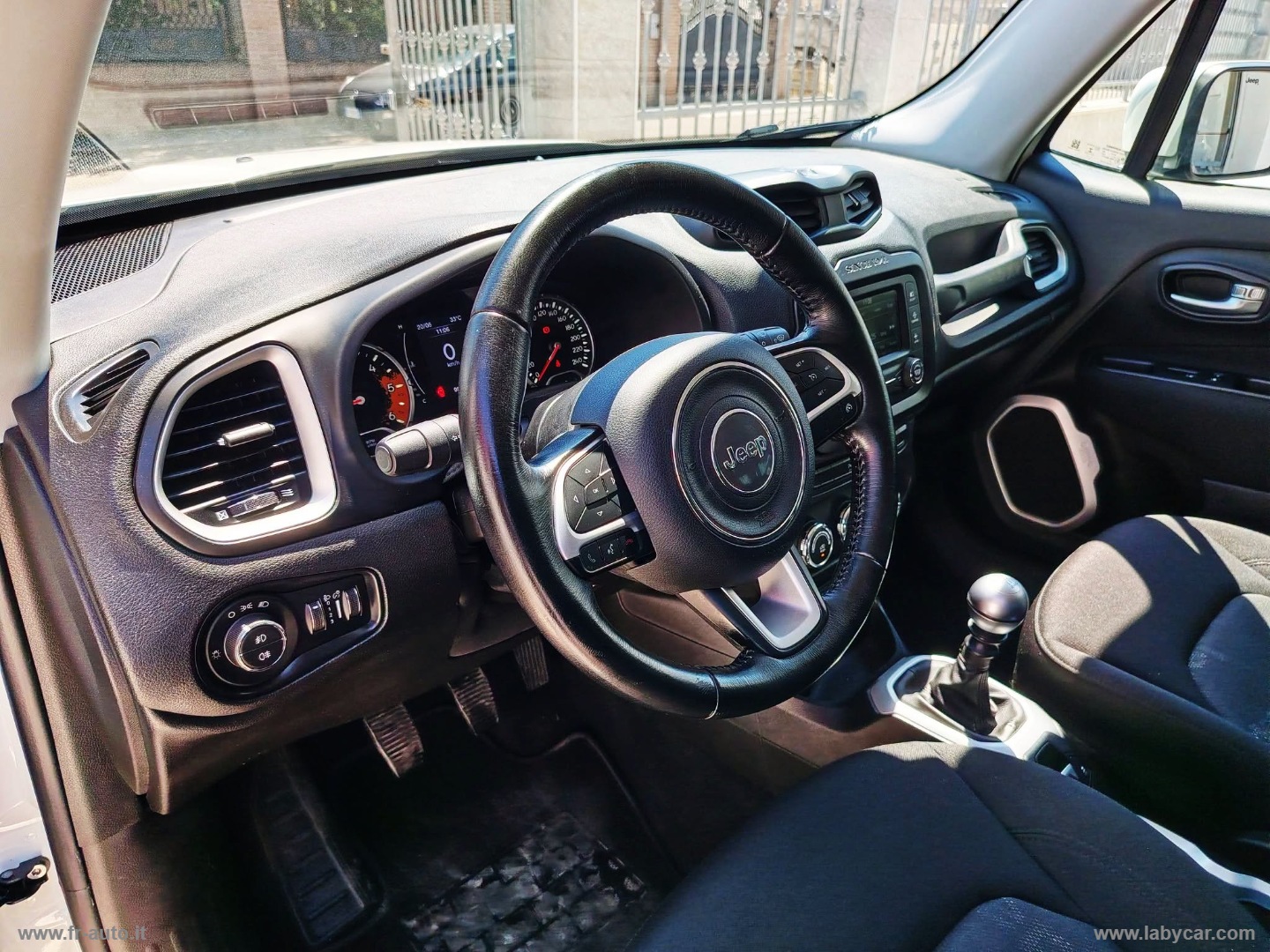 Renegade 1.6 Mjt 120CV Limited - immagine 9