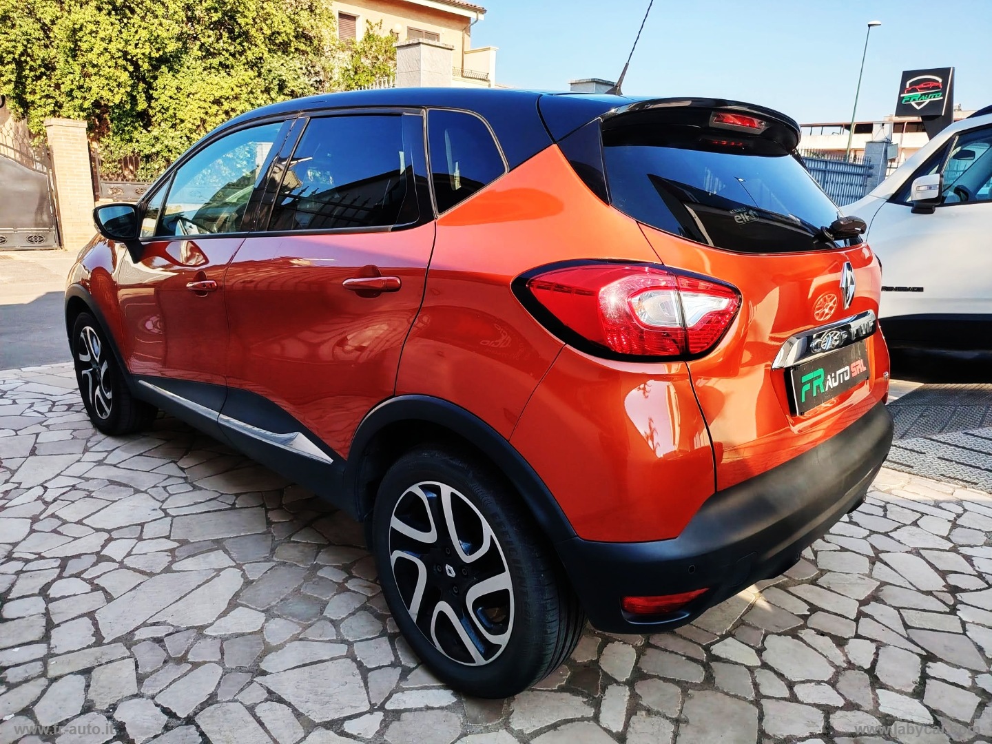 Captur 0.9 TCe 12V 90 CV S&S Ener.R-Link - immagine 9