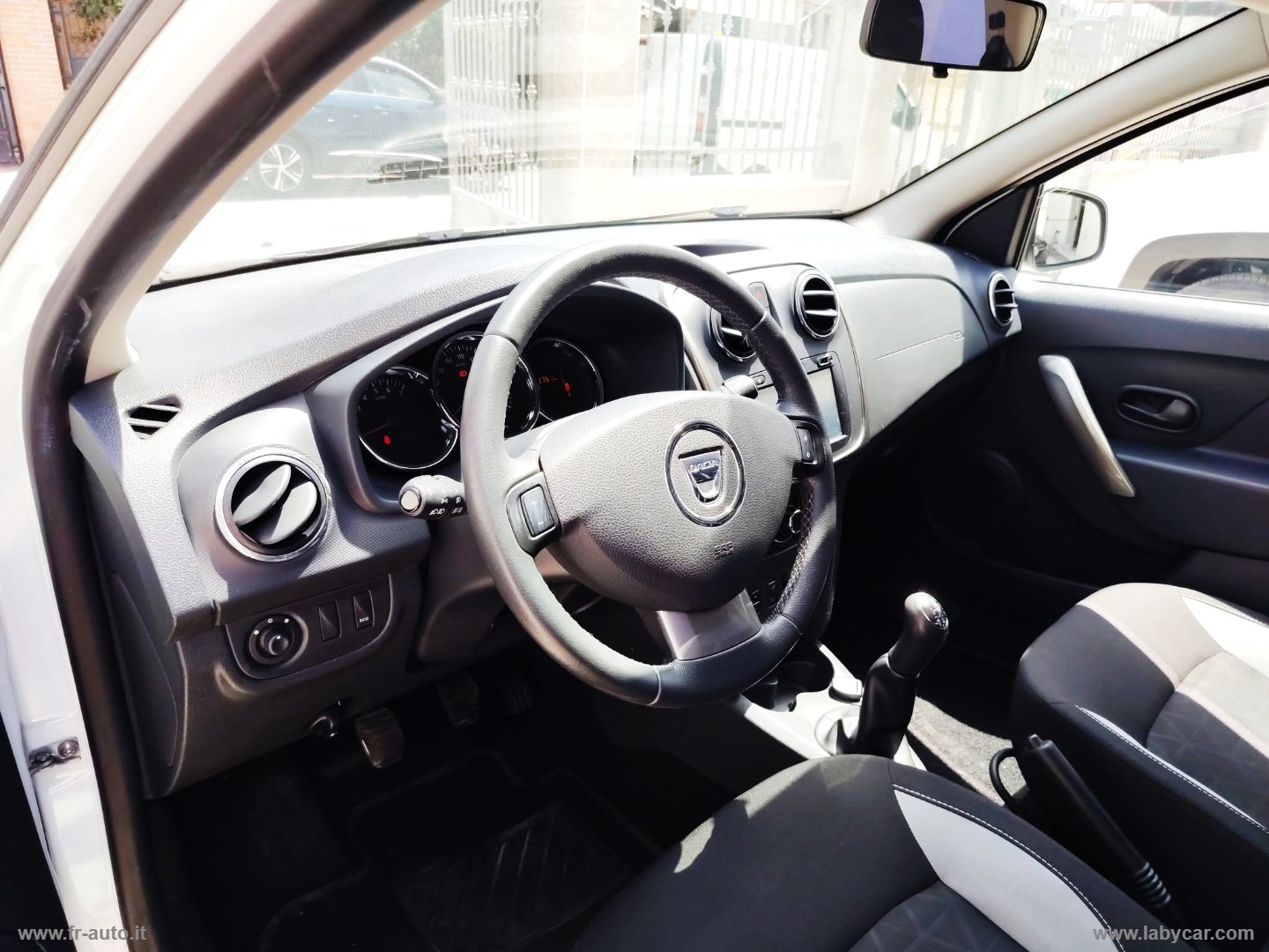 Sandero Stepway 1.5 dCi 8V 90 CV Prest. - immagine 9