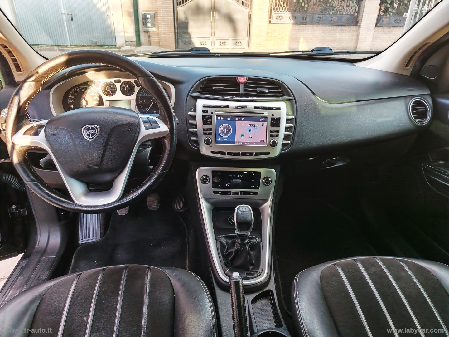 Delta 1.9 MJT Twinturbo Executive - immagine 9