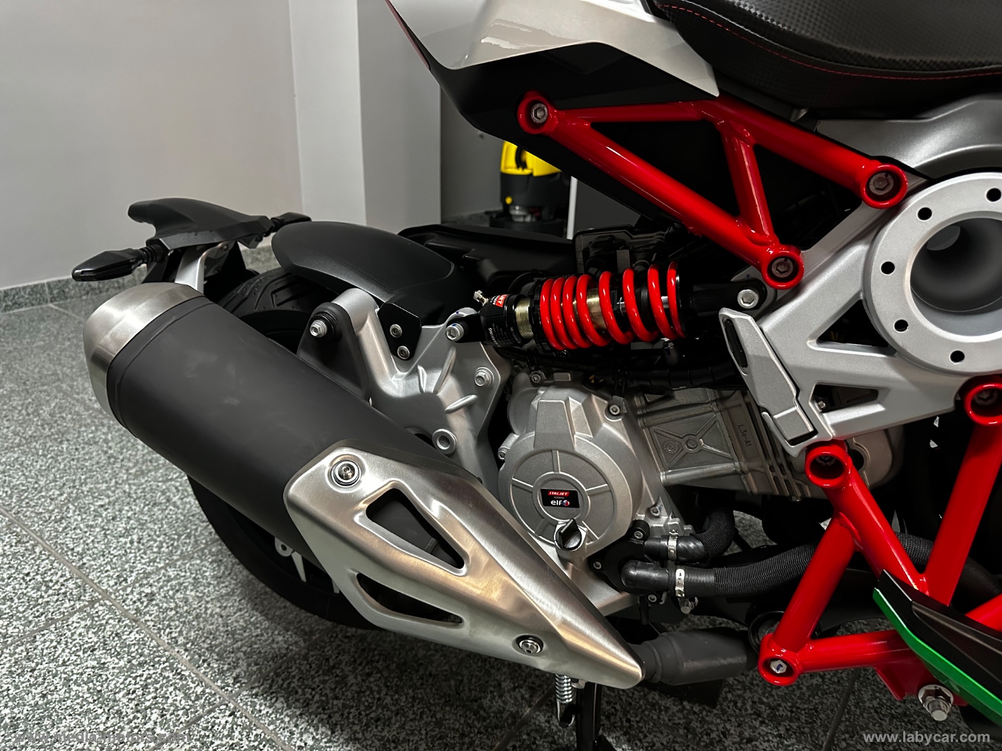 DRAGSTER 125 TRICOLORE - immagine 9
