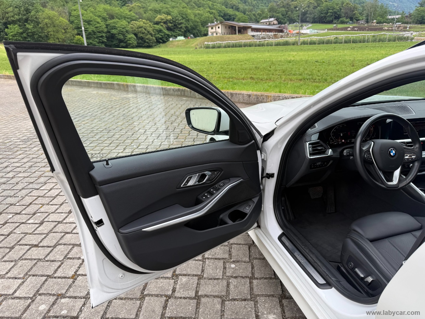 330d 48V xDrive MSPORT TETTO PELLE MEMORIE ACC - immagine 9