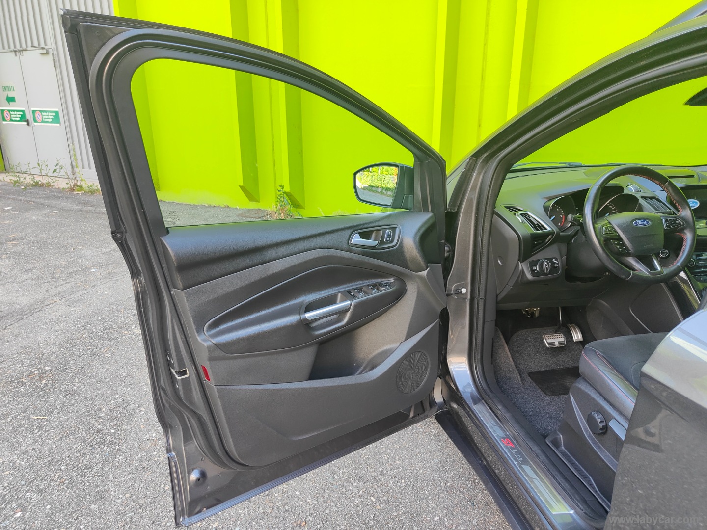 Kuga 2.0 TDCI 150CV S&S 4WD ST-Line - immagine 9