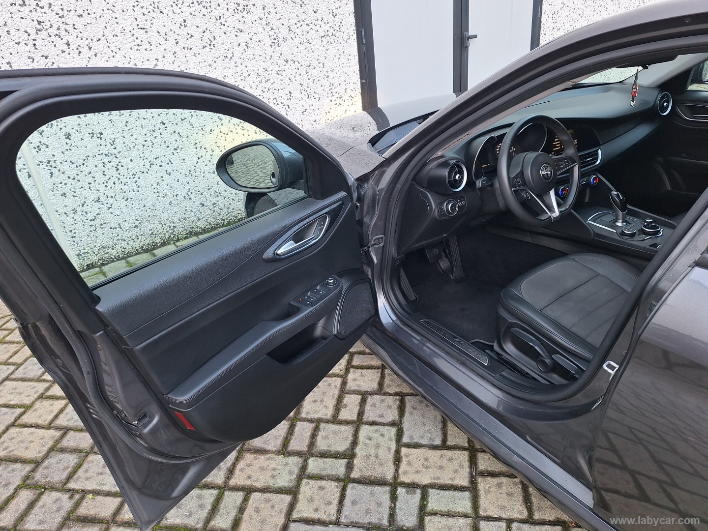 Giulia 2.2 TD 160 CV AT8 SOLO *70000KM* - immagine 9