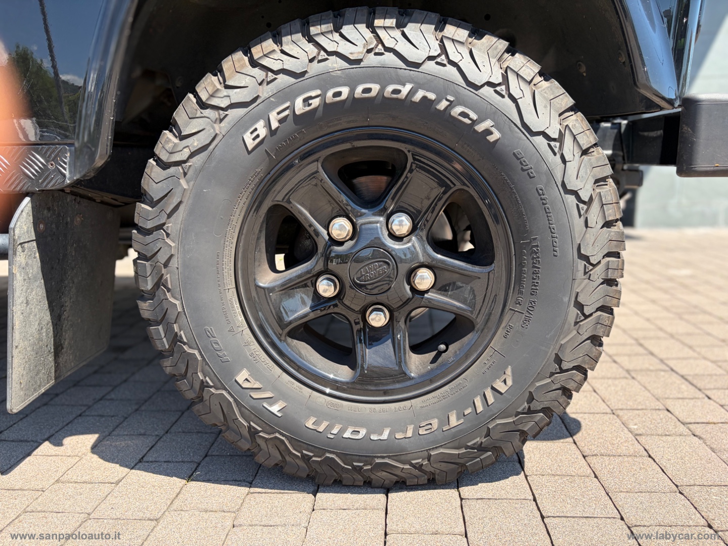 Defender 90 2.4 TD4 Station Wagon SE - immagine 9