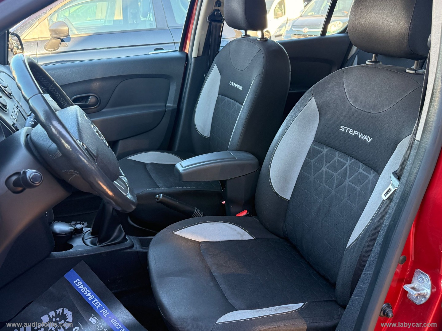 Sandero Stepway 1.5 dCi 8V 90 CV - immagine 9
