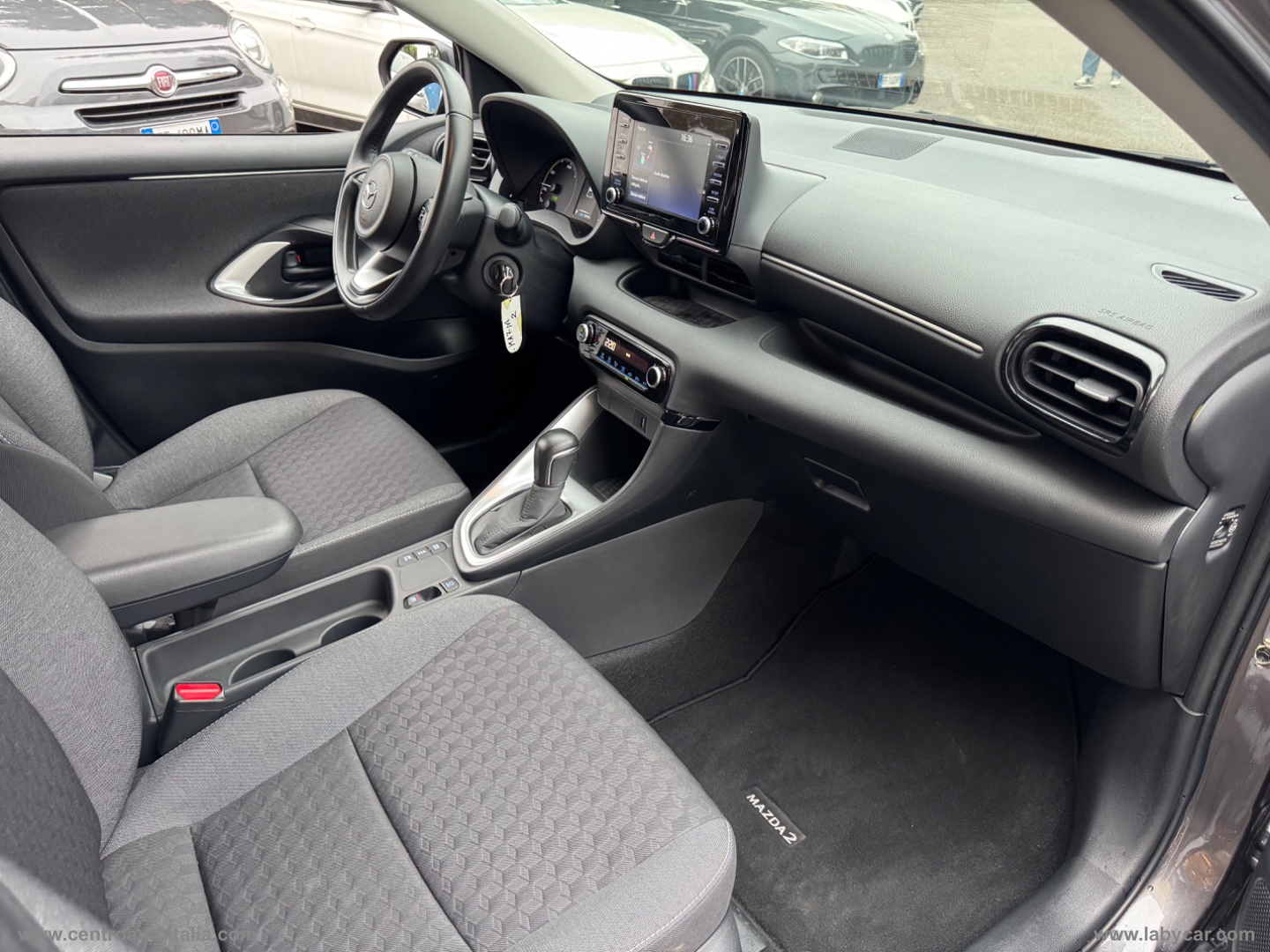 Mazda2 Hybrid 1.5 VVT Pure - immagine 9