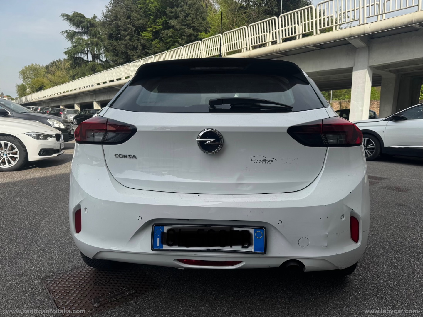 Corsa 1.5 D 100 CV Blitz Edition - immagine 9