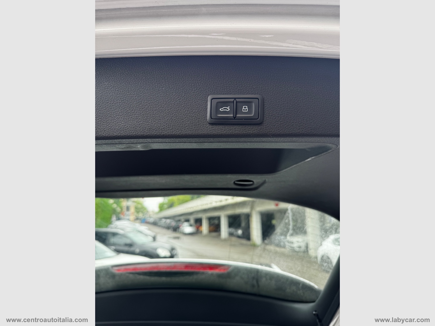 Q2 35 TDI S tronic Identity Black - immagine 9