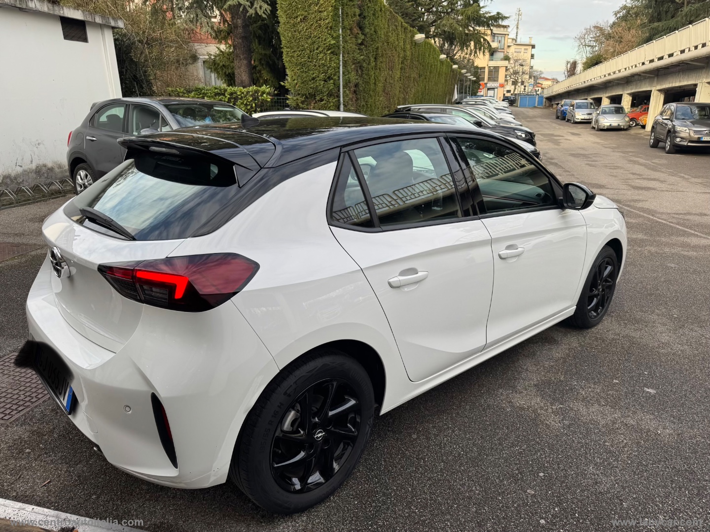 Corsa 1.2 100 CV GS Line - immagine 9