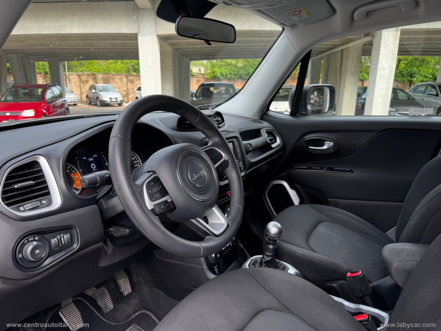 Renegade 2.0 Mjt 4WD Active Drive Sport - immagine 9