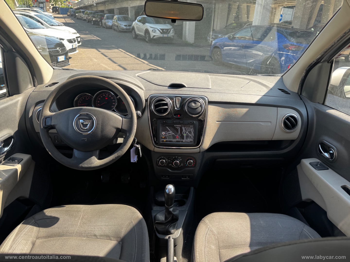 Logan 1.5 dCi 8V 90 CV Ambiance 7 POSTI - immagine 9