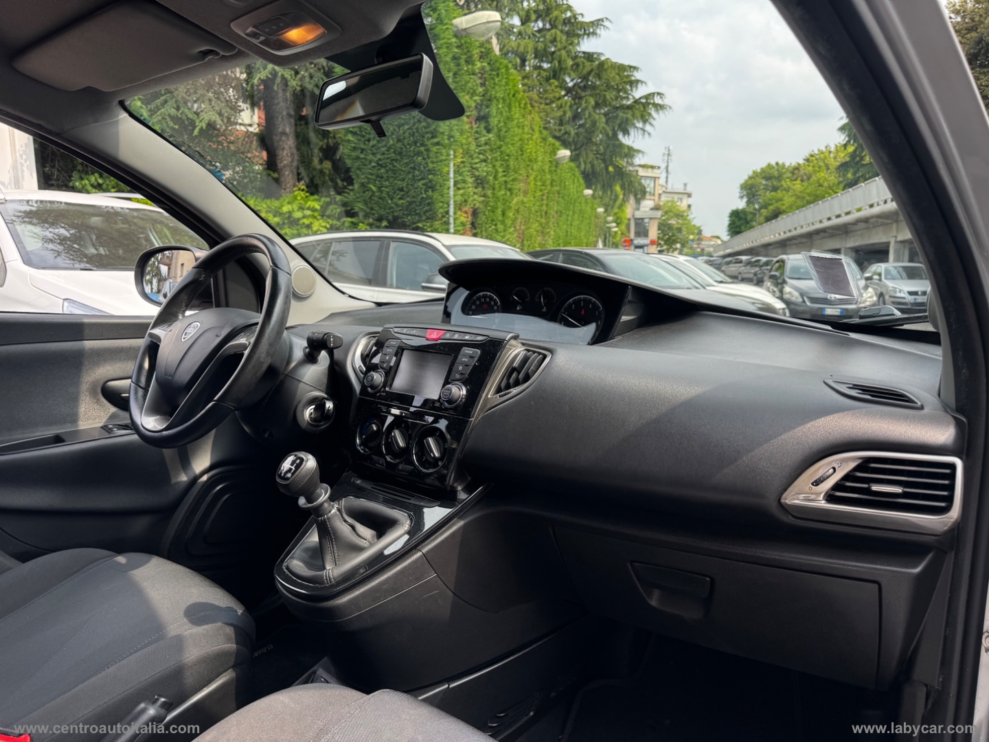 Ypsilon 1.2 69 CV 5p. Gold - immagine 9