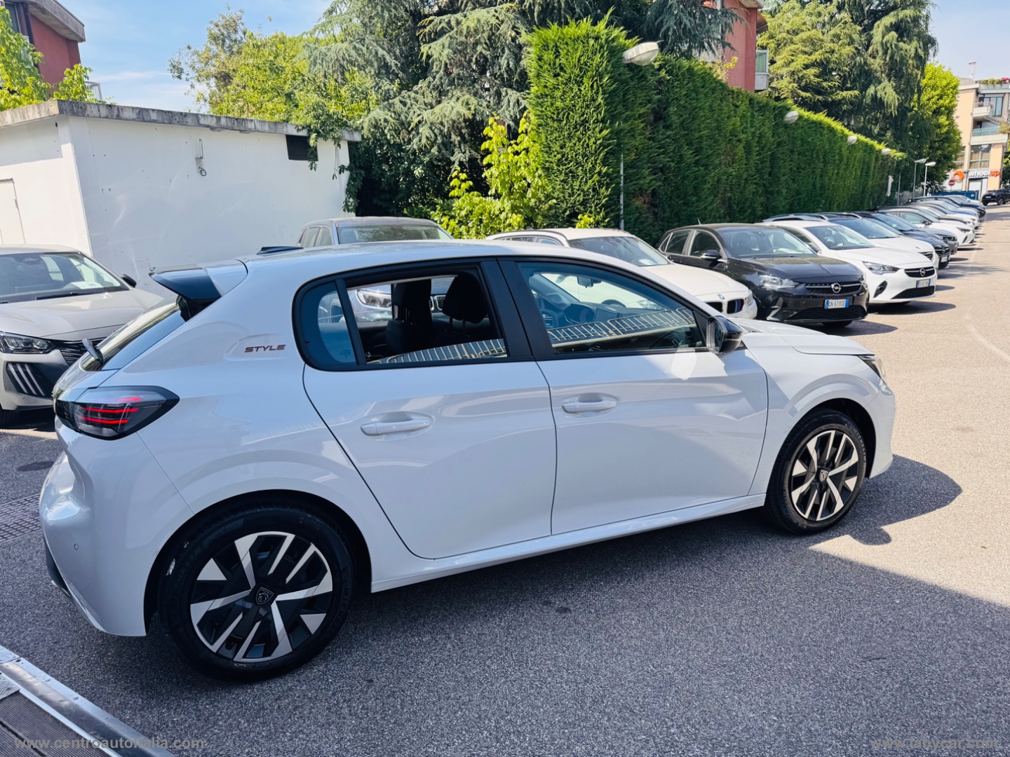 NUOVA 208 STYLE Hybrid STYLE 110 e-DCS6 5p. - immagine 9