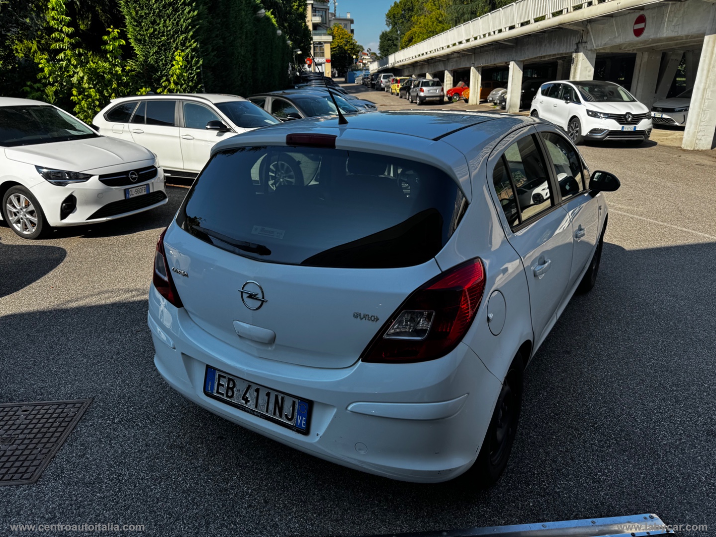Corsa 1.2 80 CV 5p. GPL-TECH Edition - immagine 9