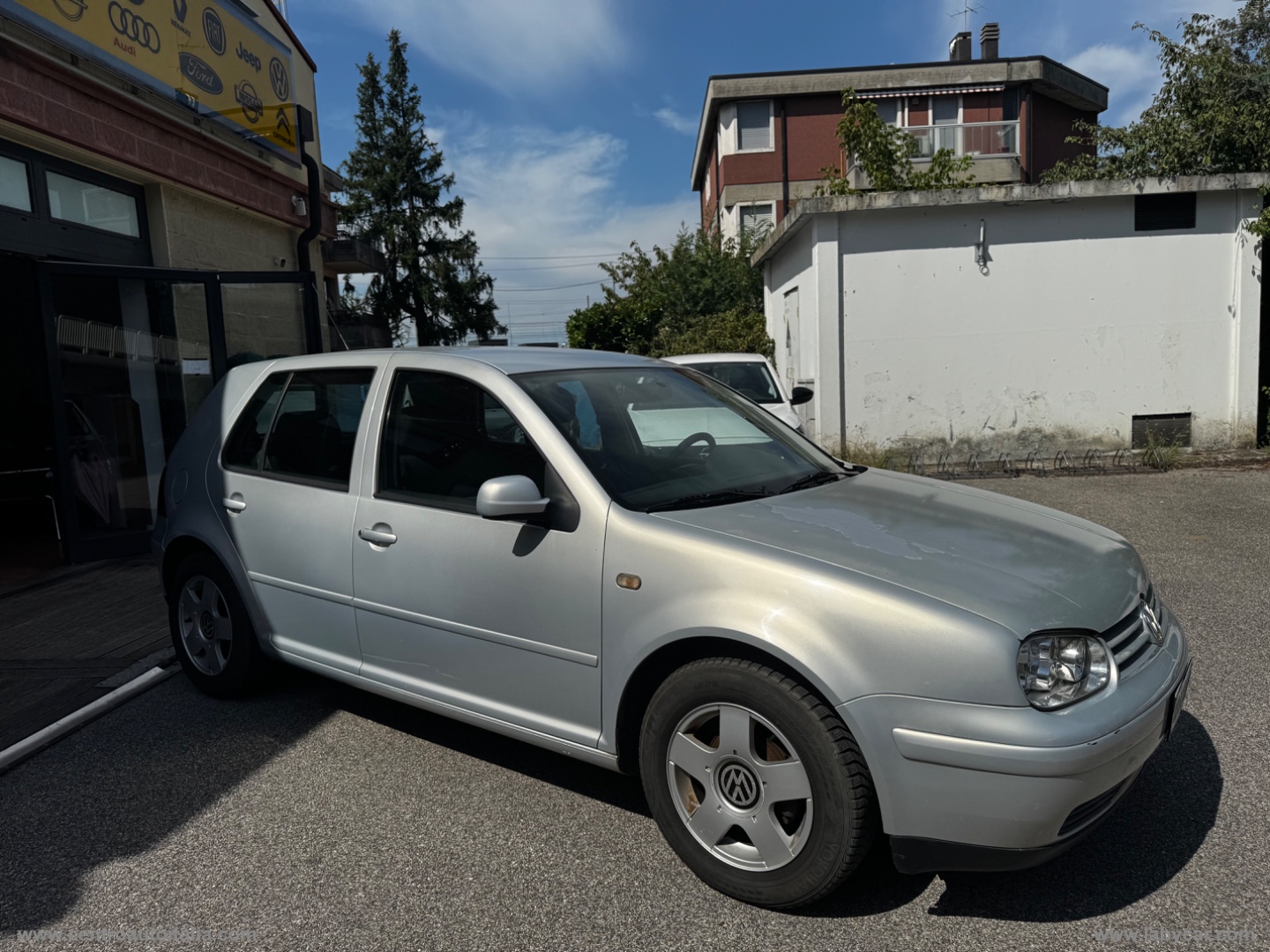 Golf 1.6 5p. Highline - immagine 9