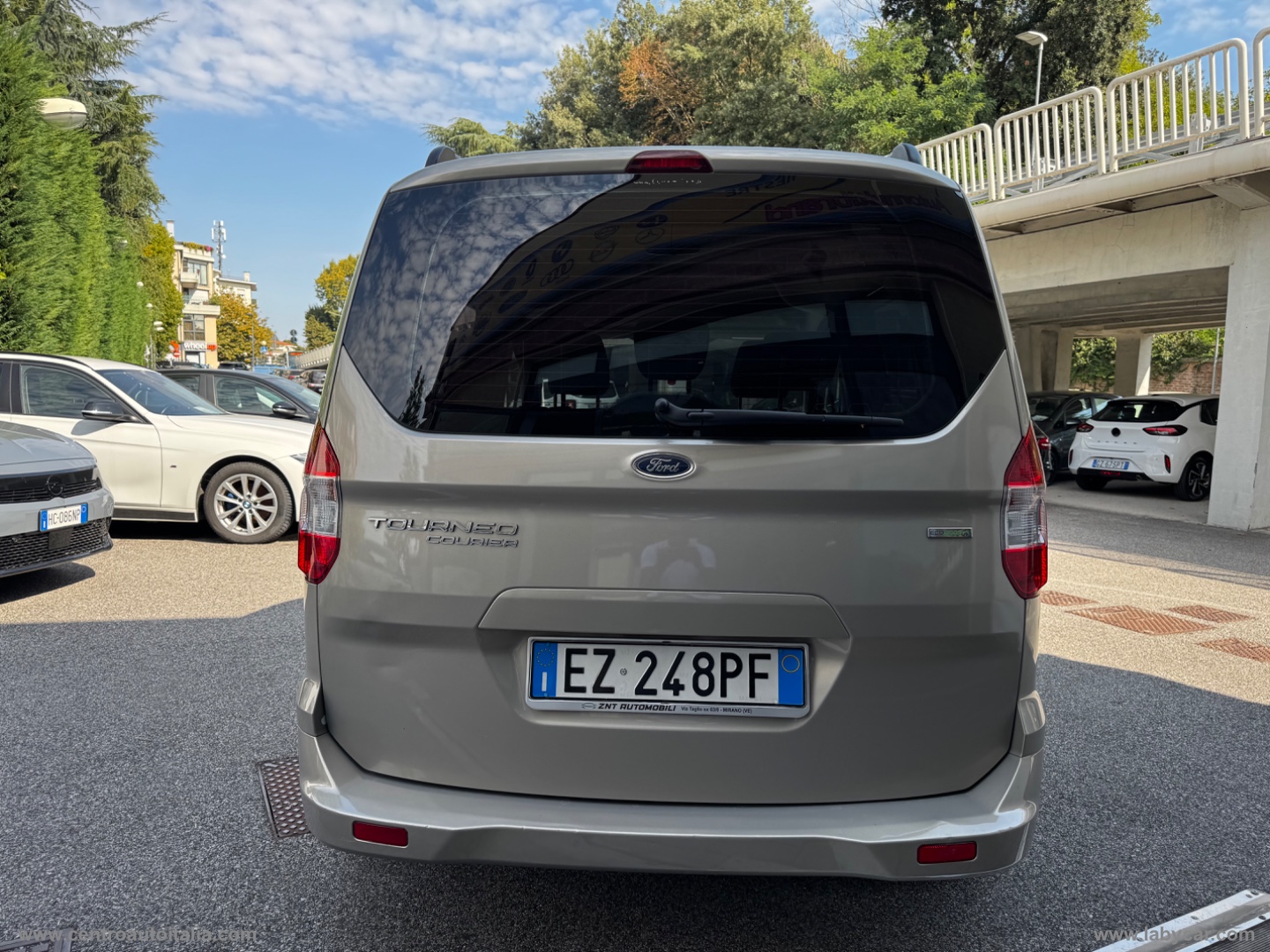 Tourneo Courier 1.0 EcoBoost 100 CV Tit. - immagine 9
